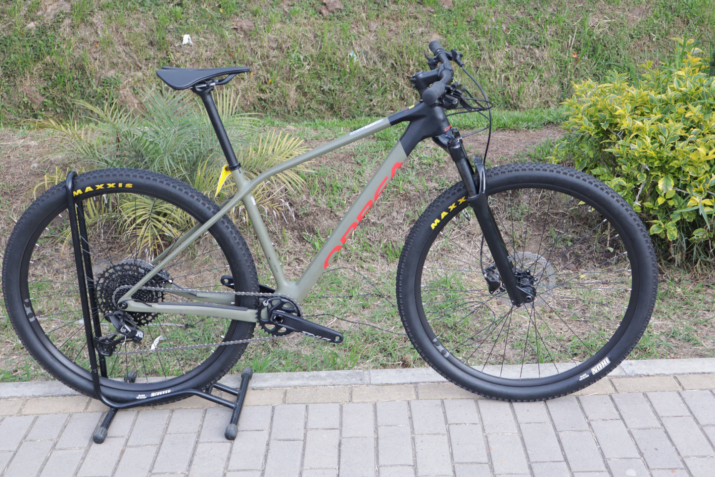 BICICLETA ORBEA ALMA M50 EAGLE OMR 2022