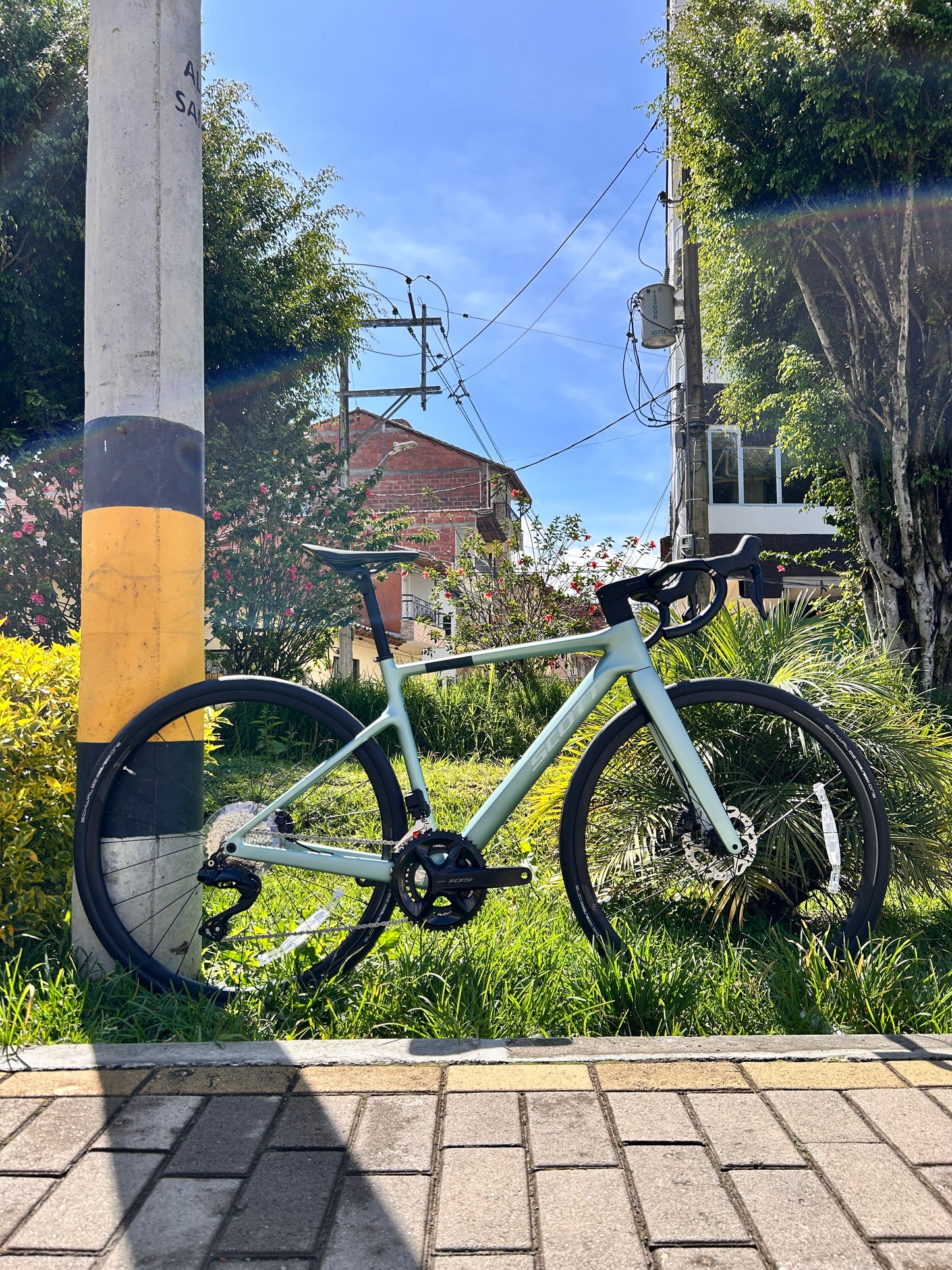 BICICLETA SCOTT ADDICT 40 2025