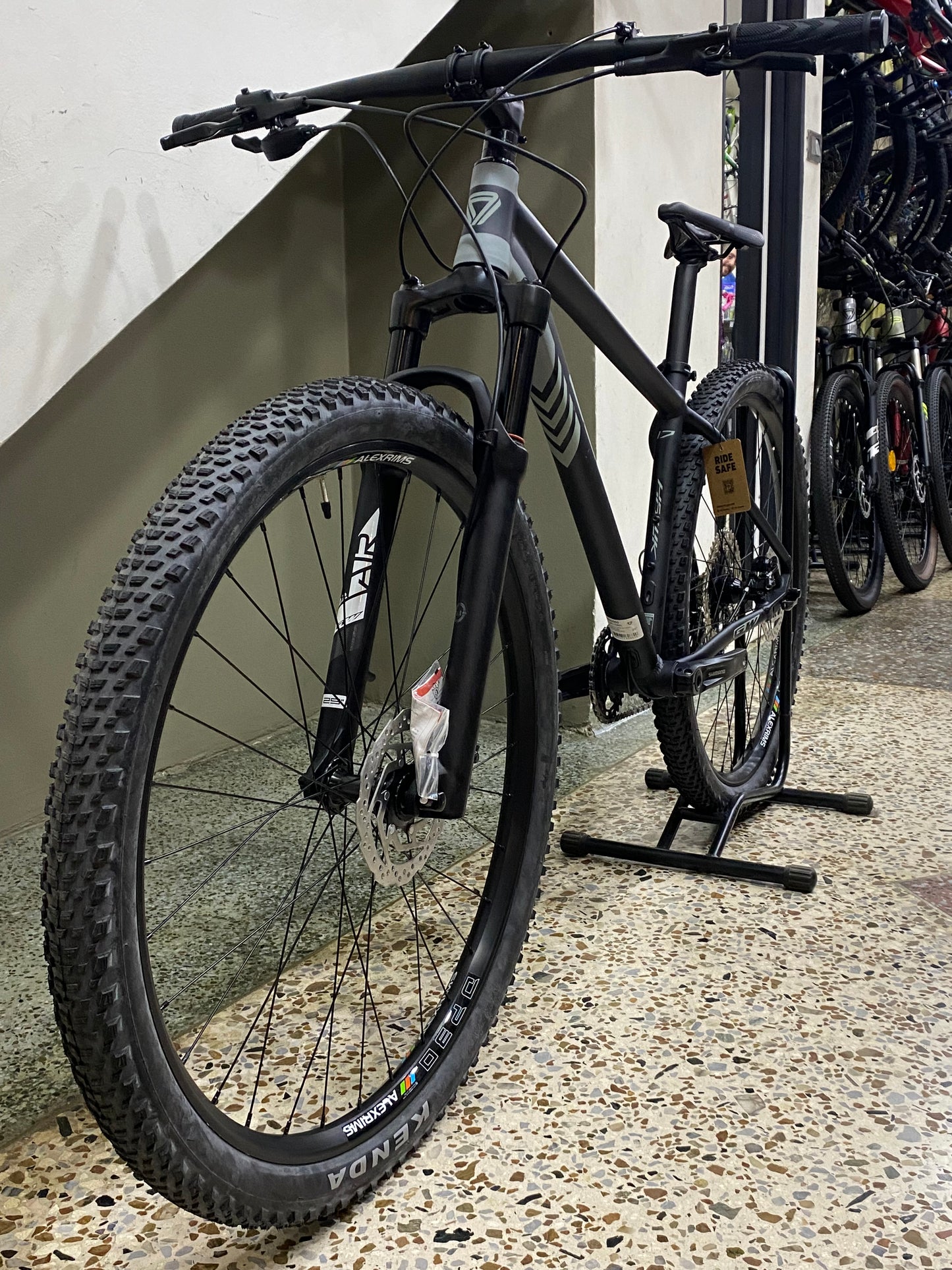 Bicicleta Gw Hawk MTB 12 VELOCIDADES Suspension de aire