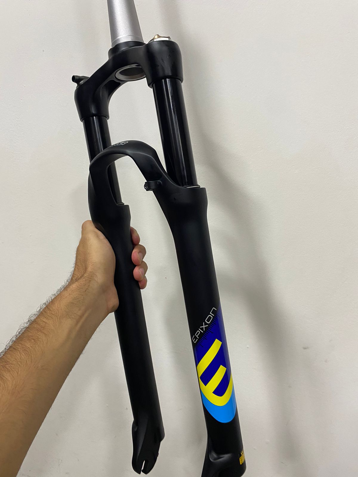 SUSPENSION 29 SUNTOUR SF16-EPIXON Conica 100mm