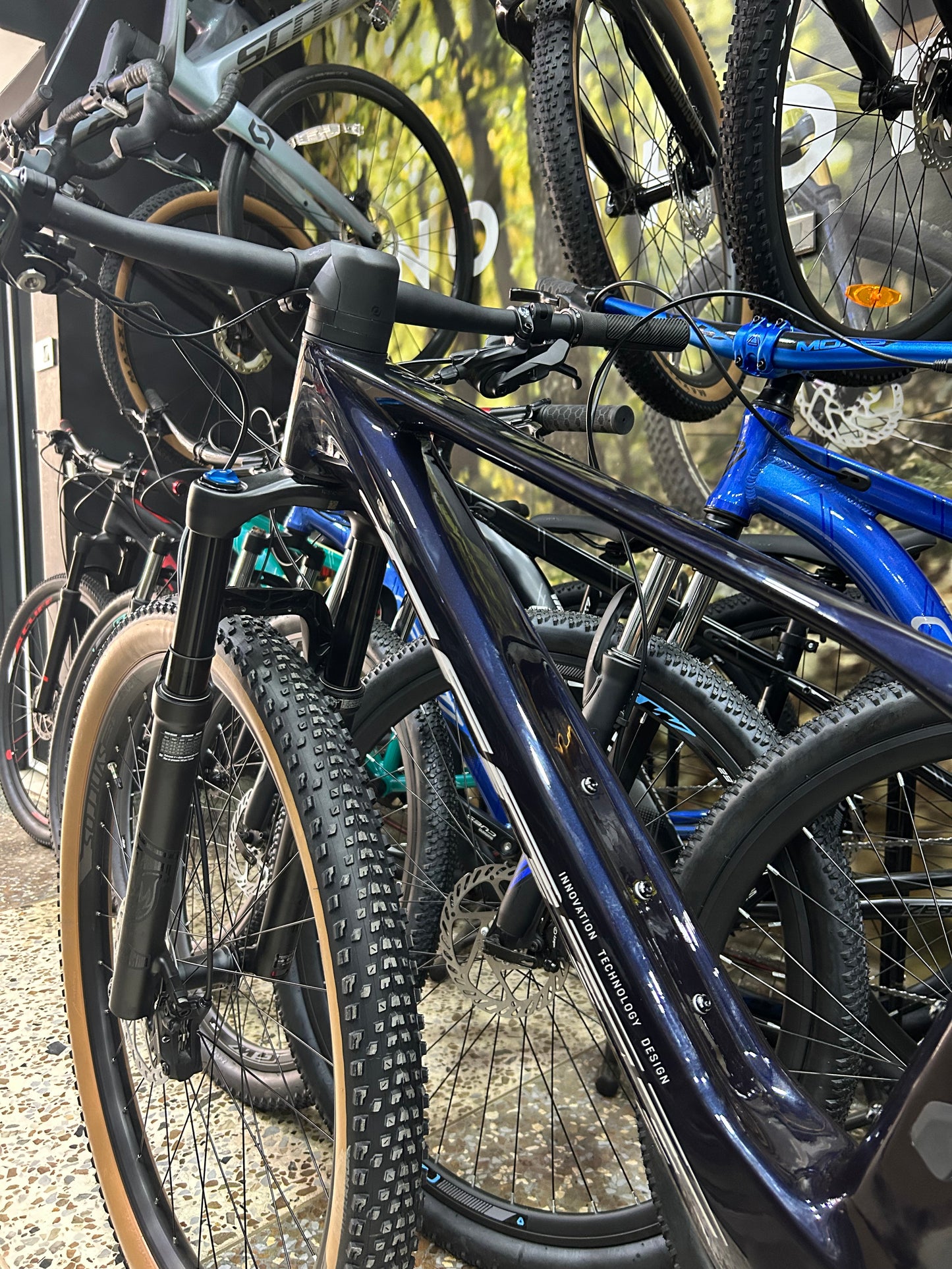 BICICLETA SCOTT SPARK RC COMP CARBONO