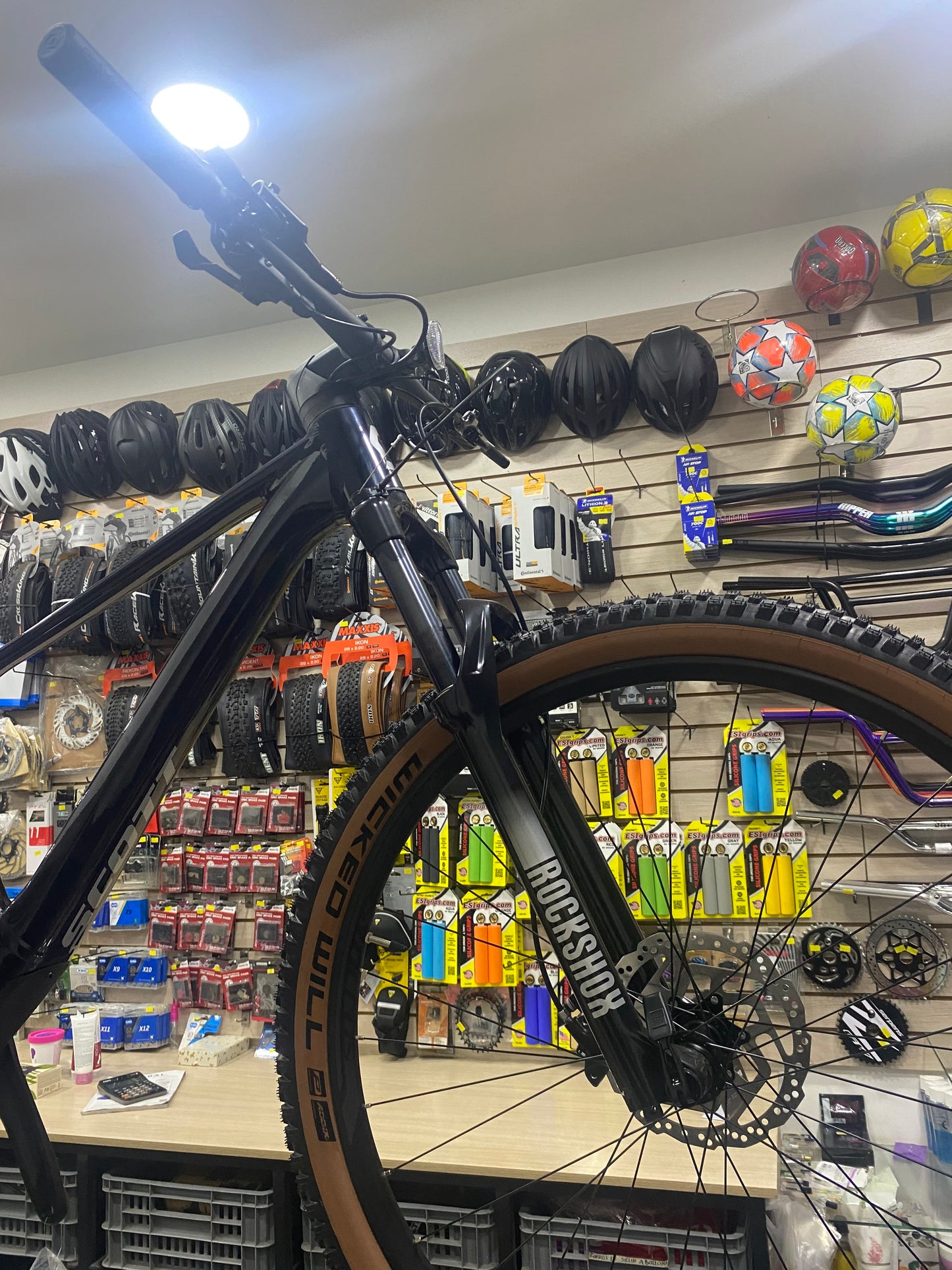 BICICLETA SCOTT SPARK 970 2023 ALUMINIO