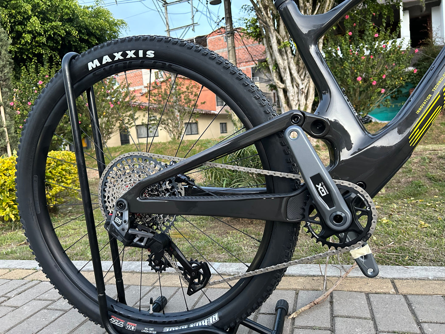 BICICLETA SCOTT SPARK RC TEAM ISSUE TR 2024