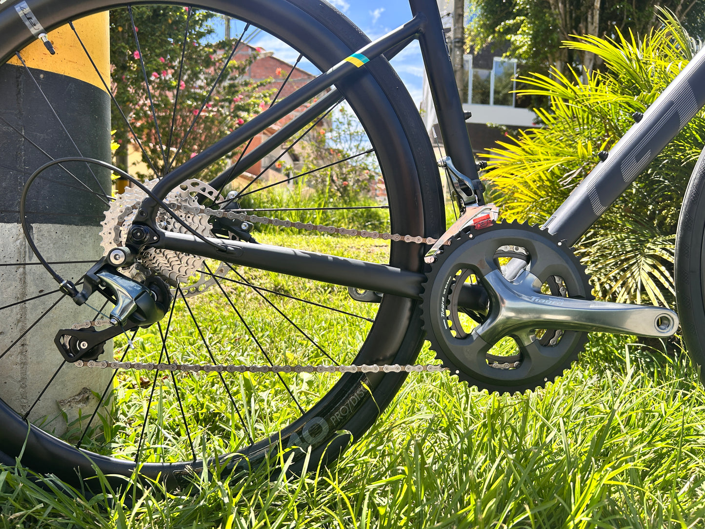 BICICLETA GW MORTIROLO RUTA 10 VEL