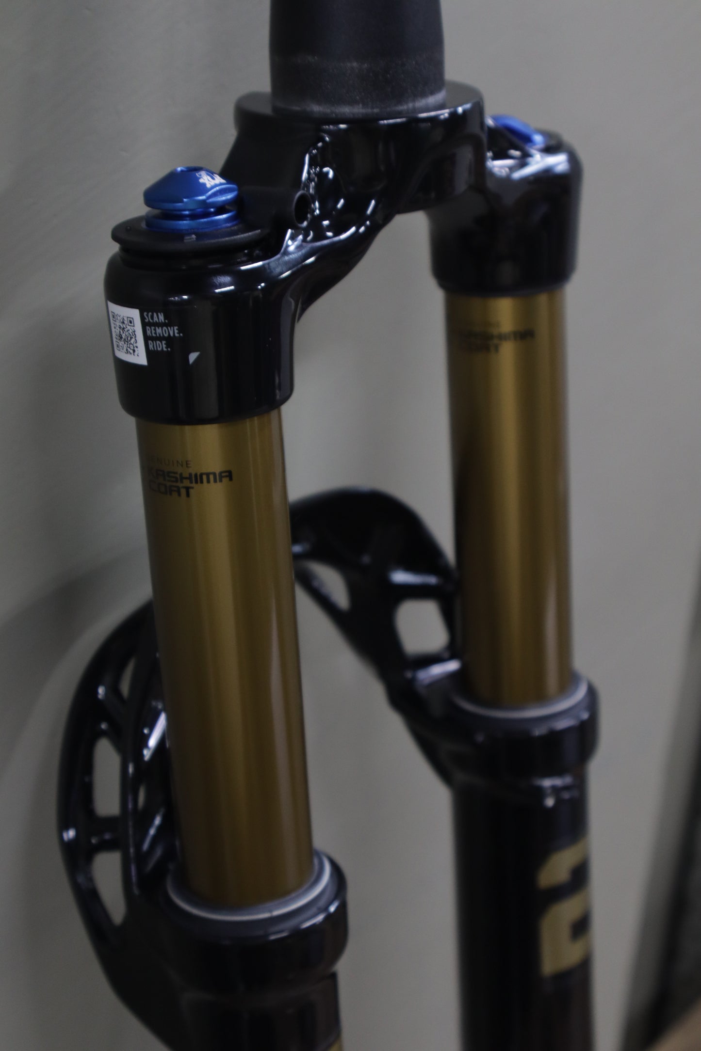 SUSPENSION FOX 32 K FLOAT SC 29 F-S 100MM GRIP-SL REM BOOST FOX 2025