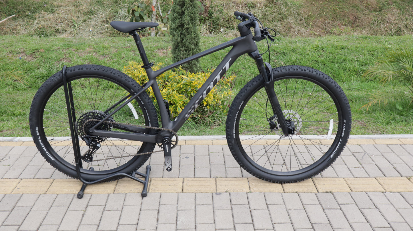 BICICLETA SCOTT SCALE 940 2024 CARBONO