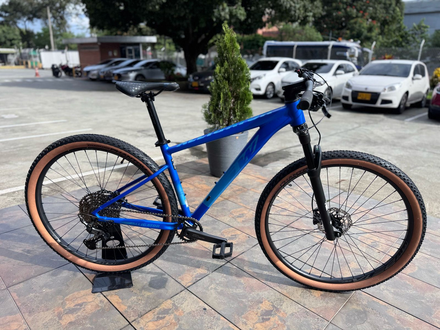 BICICLETA GW ALLIGATOR 2025
