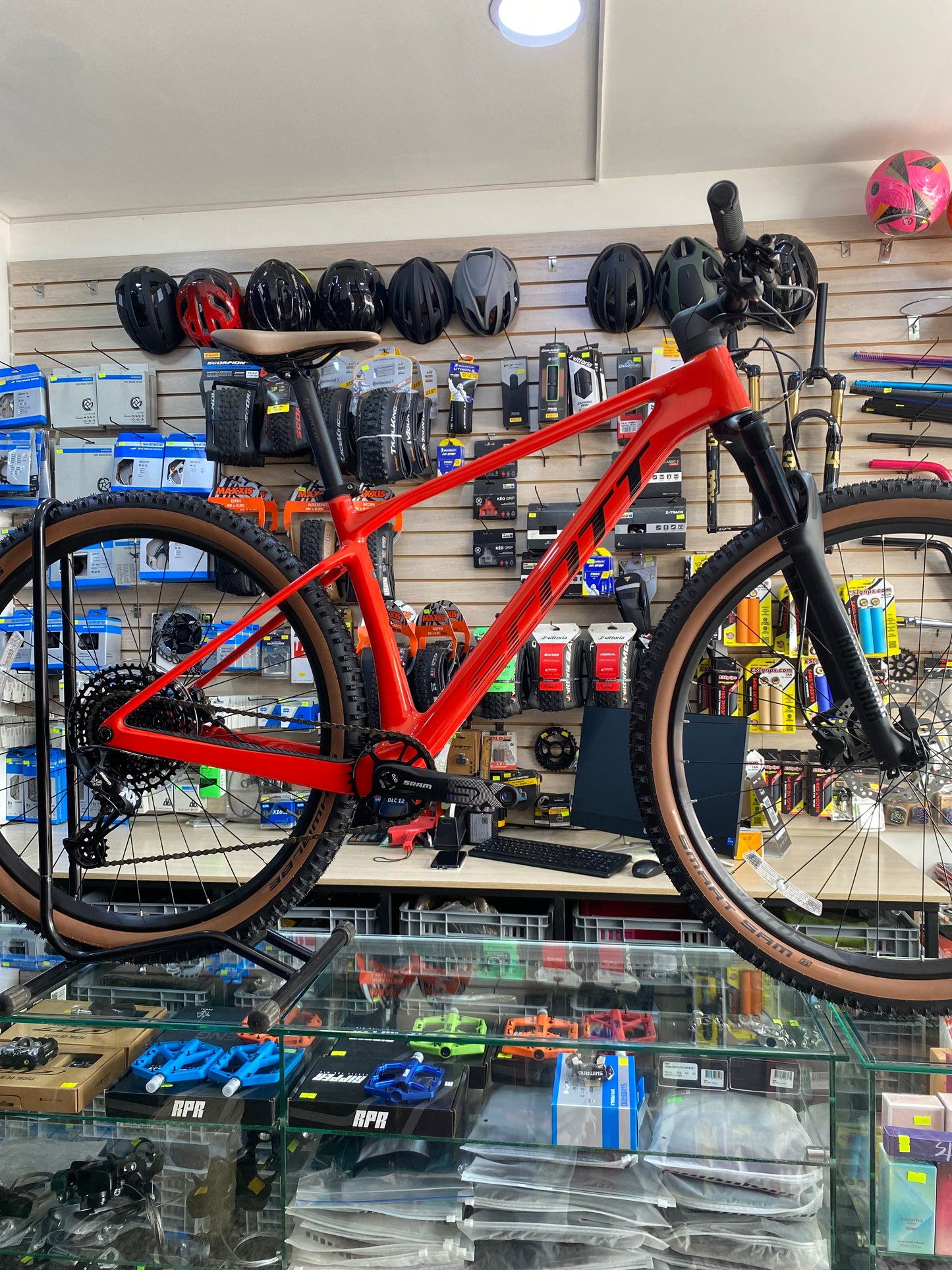 BICICLETA SCOTT SCALE 940 2024 CARBONO