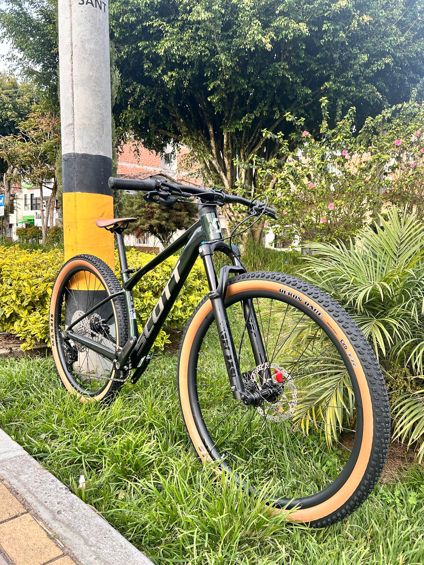 Bicicleta Scott Scale 950 2024 Aluminio