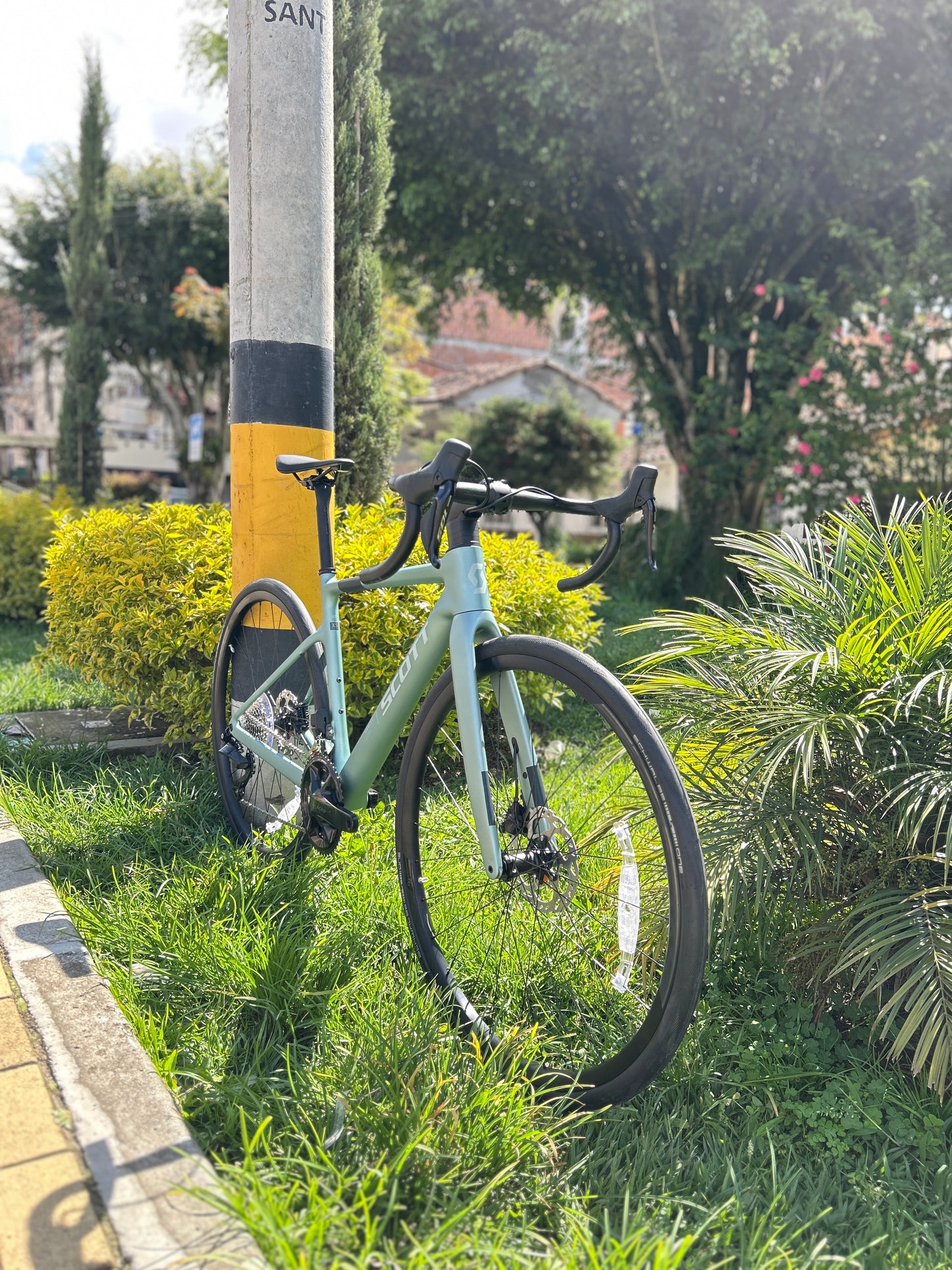 BICICLETA SCOTT ADDICT 40 2025