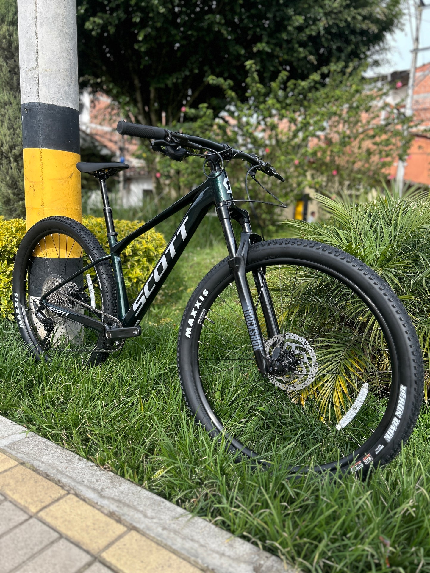 BICICLETA SCOTT SCALE 935 2026 CARBONO