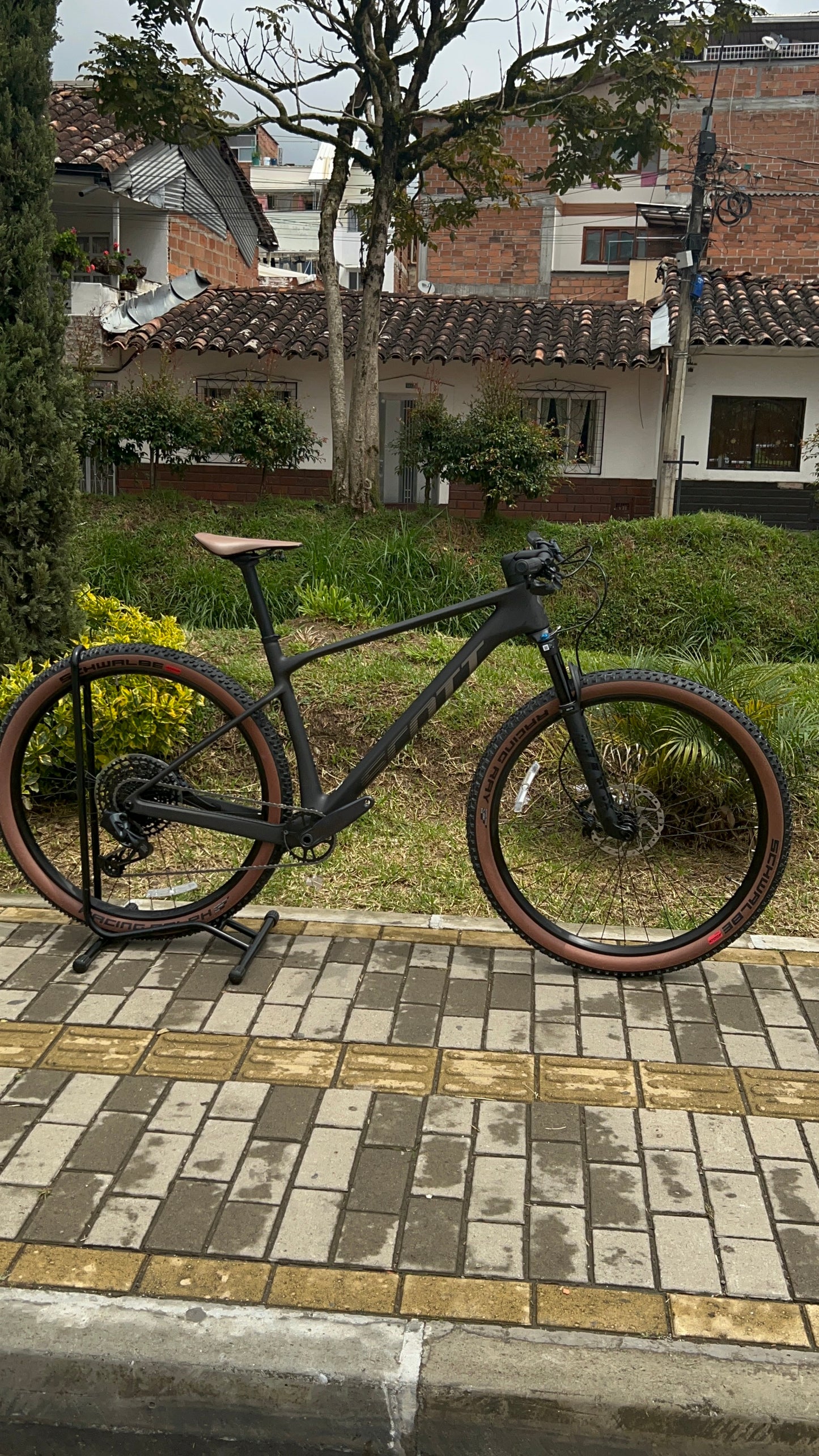 BICICLETA SCOTT SCALE 910 AXS 2024 CARBONO