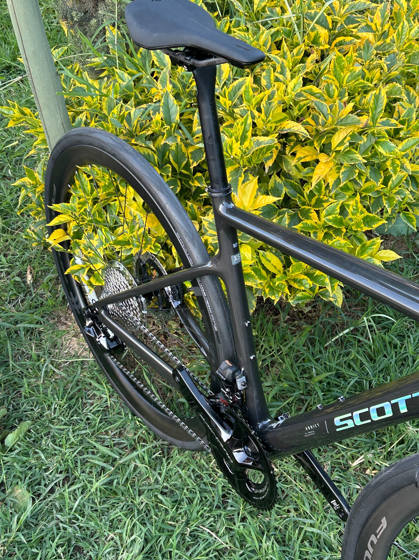 BICICLETA SCOTT ADDICT 10 2025