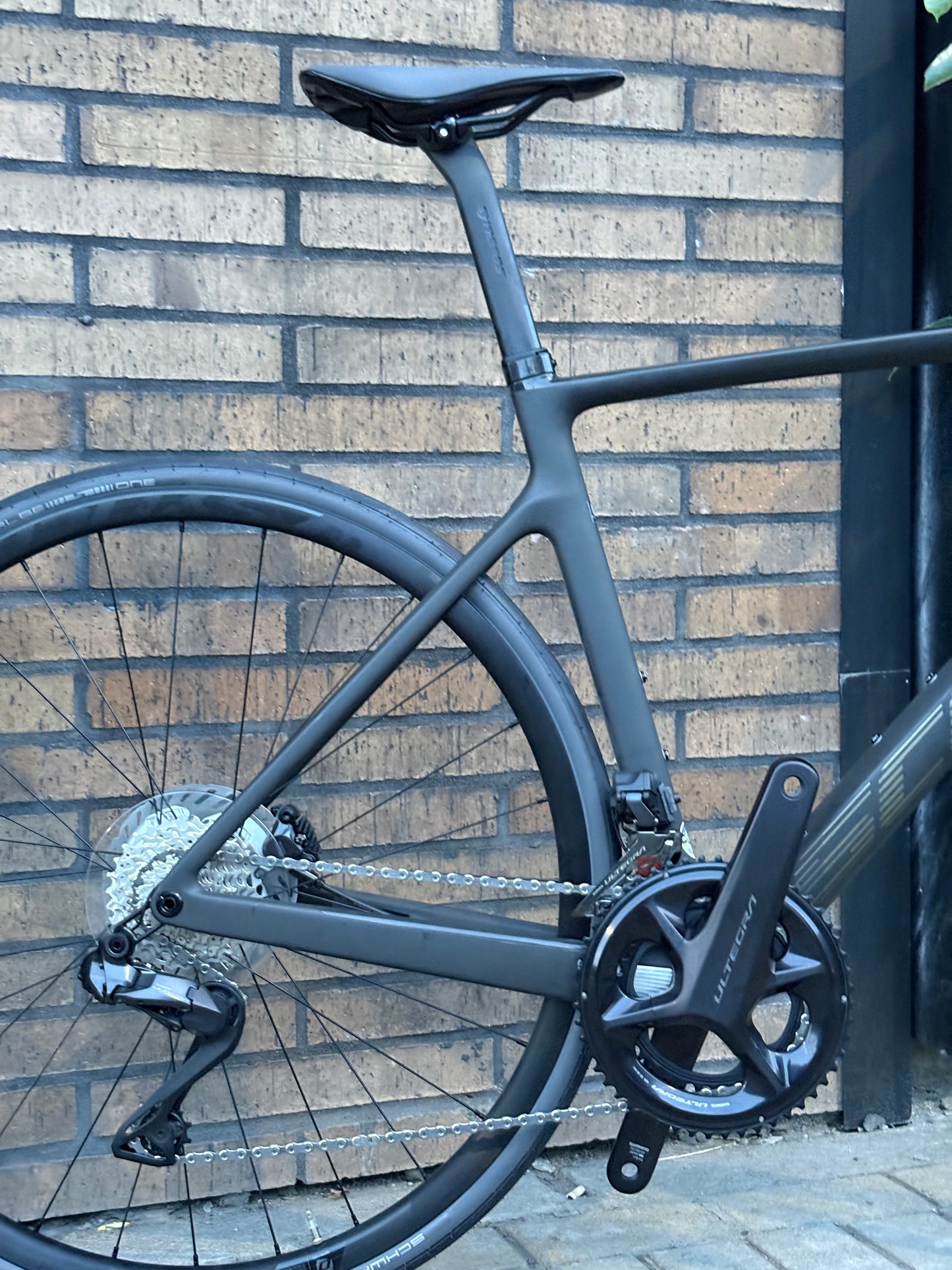 BICICLETA SCOTT ADDICT RC 15 DI2 2024 CARBON RUEDAS ALUMINIO