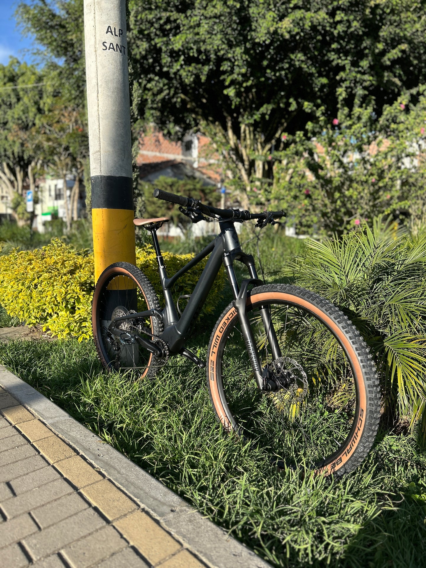 BICICLETA SCOTT SPARK 960 2023 ALUMINIO