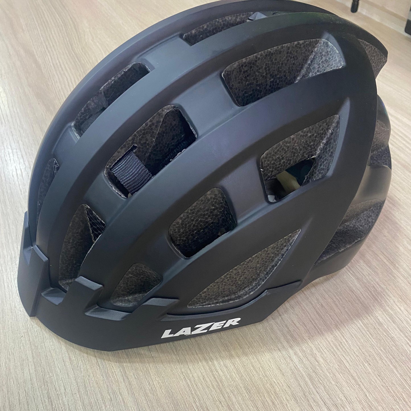 Casco Lazer Sport Compact DLX