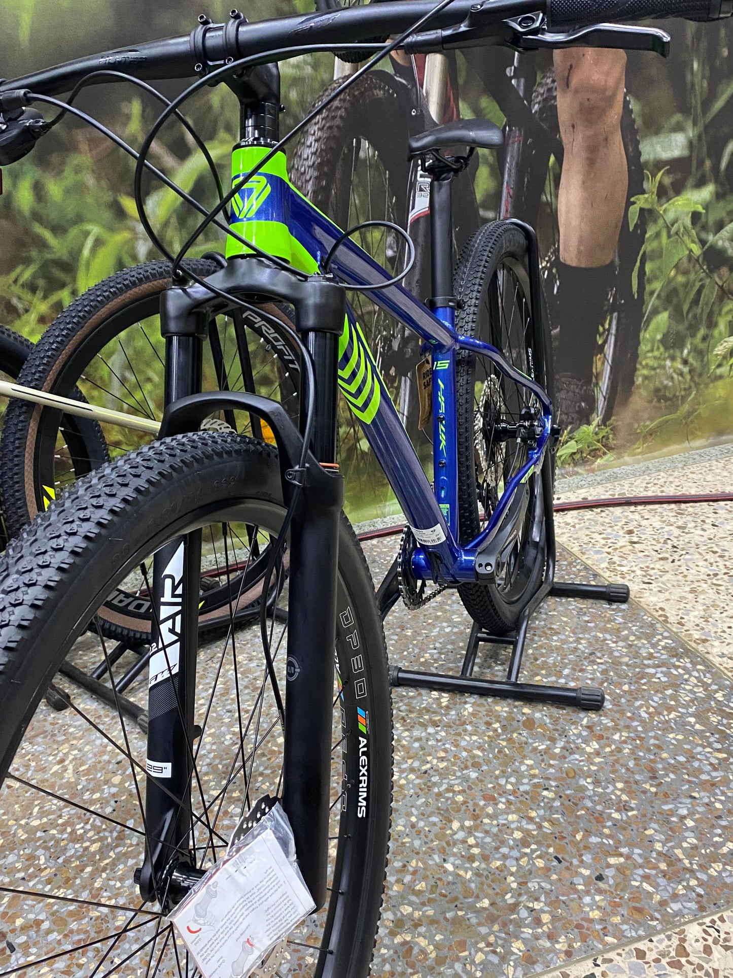Bicicleta Gw Hawk MTB 12 VELOCIDADES Suspension de aire