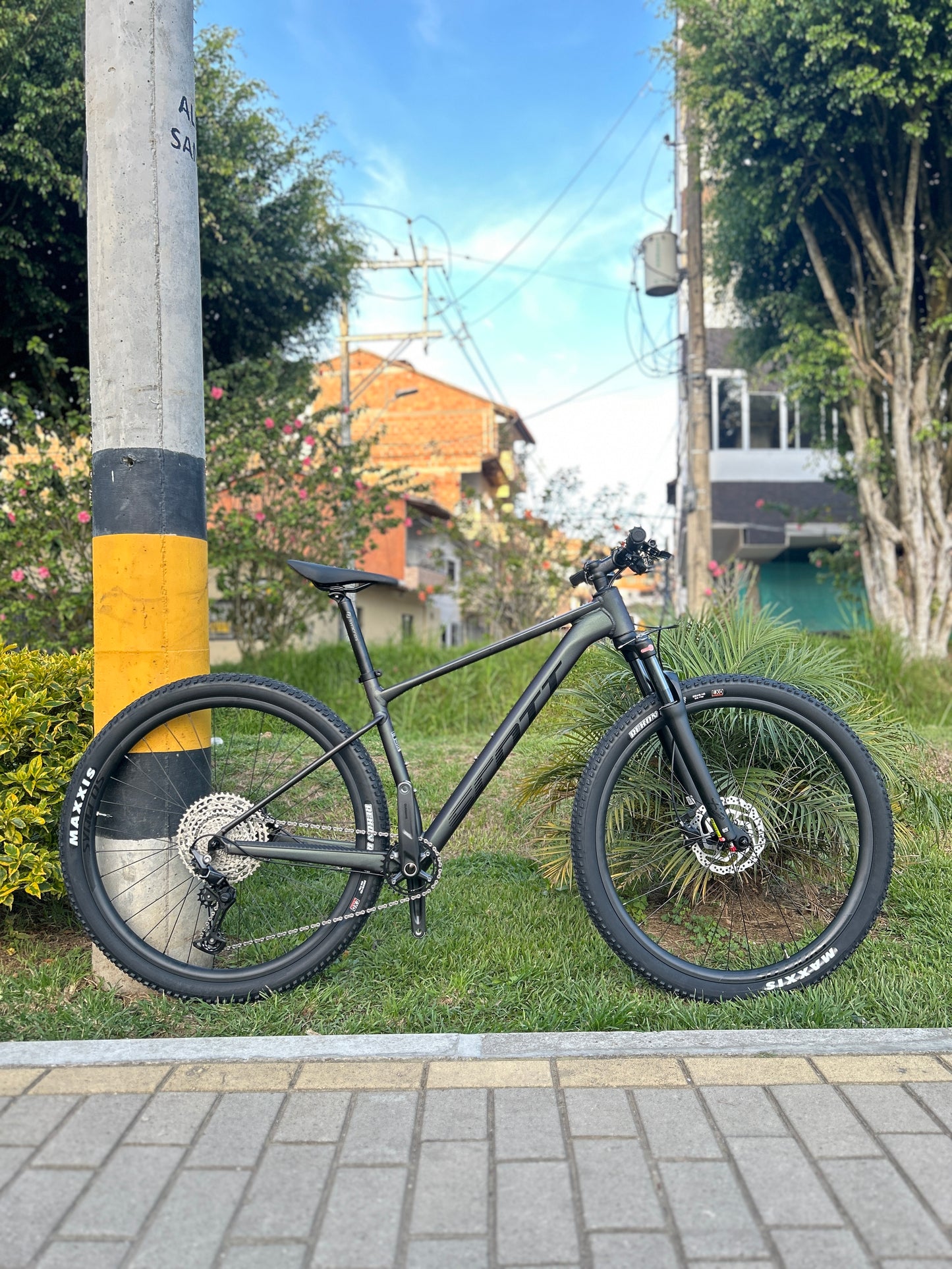 BICICLETA SCOTT SCALE 980 2024 ALUMINIO
