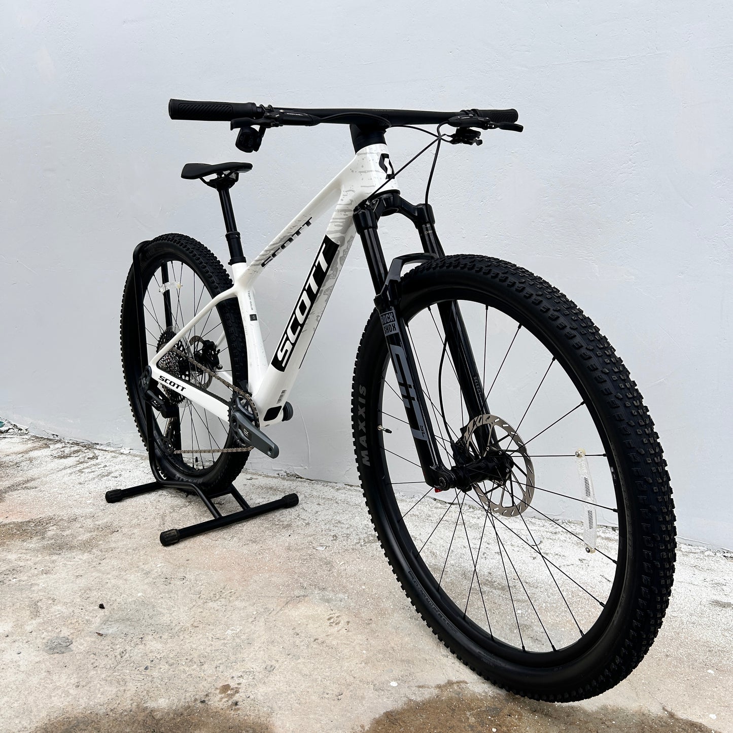 BICICLETA SCOTT SCALE RC TEAM ISSUE 2026