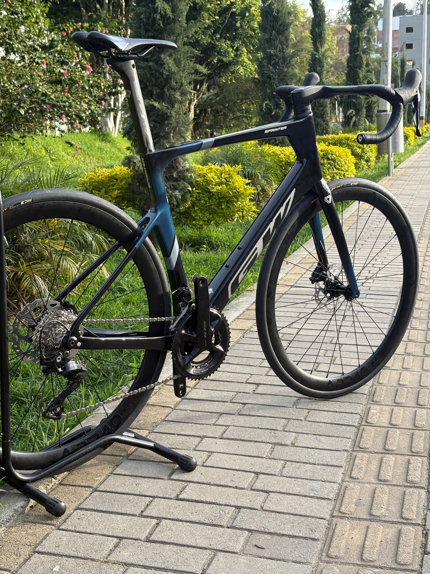 Bicicleta Ruta GW Sprinter Carbon