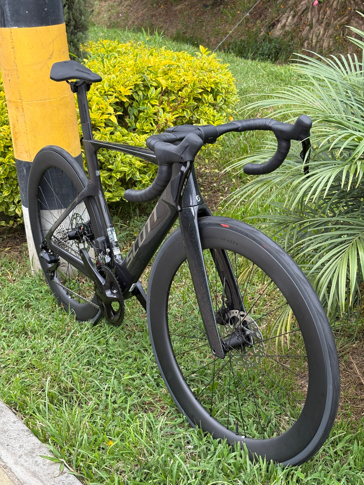 BICICLETA SCOTT FOIL RC 20 2025 CARBONO 12 VEL