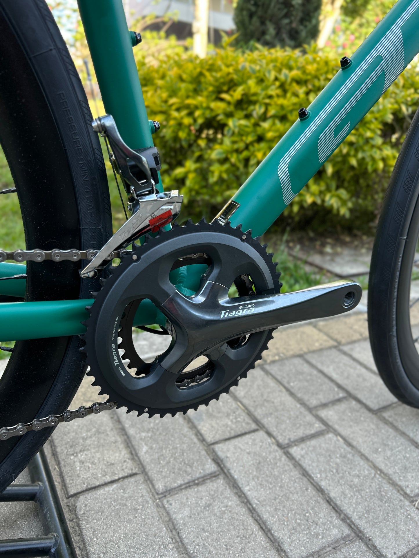 BICICLETA GW MORTIROLO RUTA 10 VEL