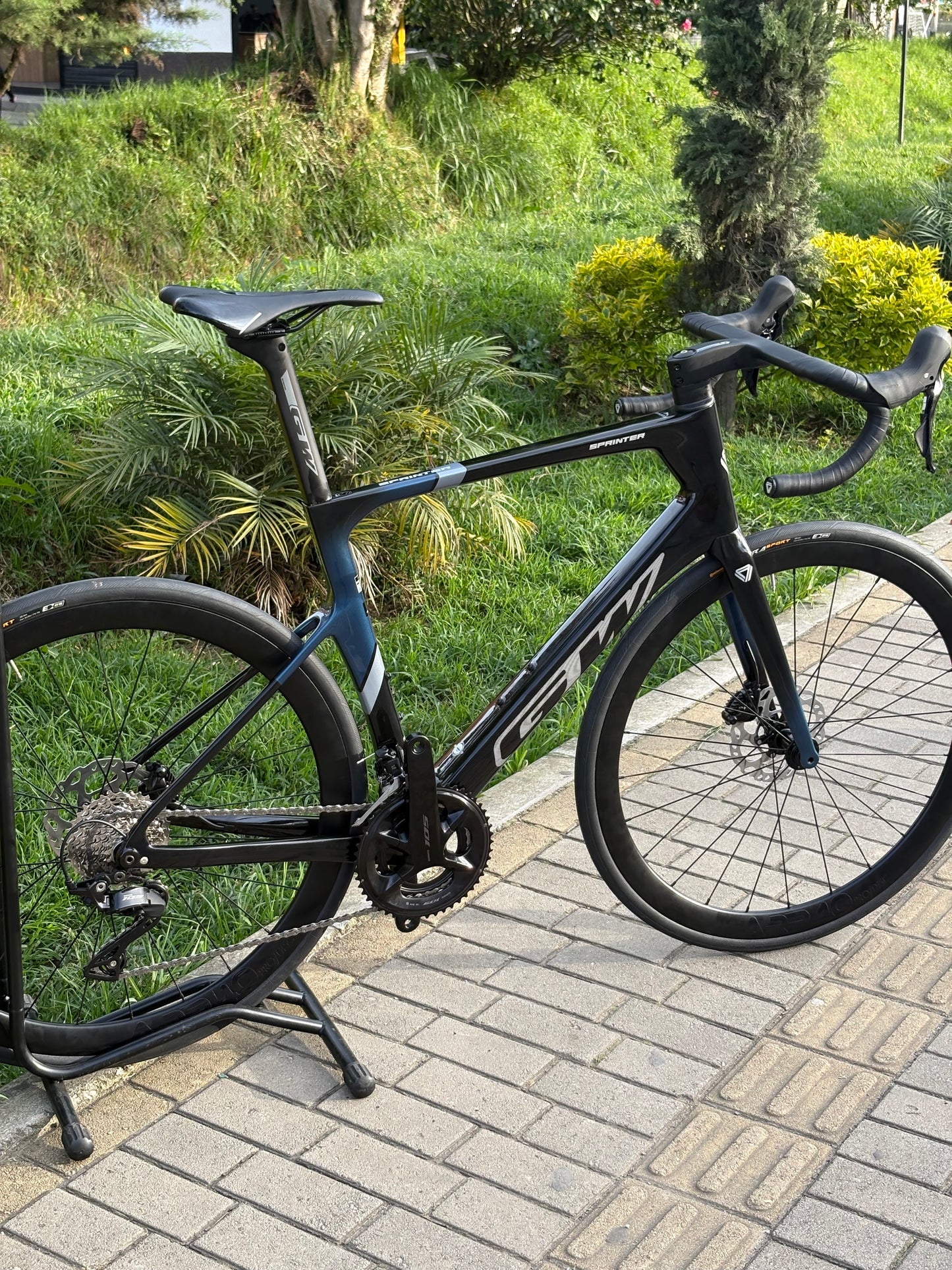 Bicicleta Ruta GW Sprinter Carbon