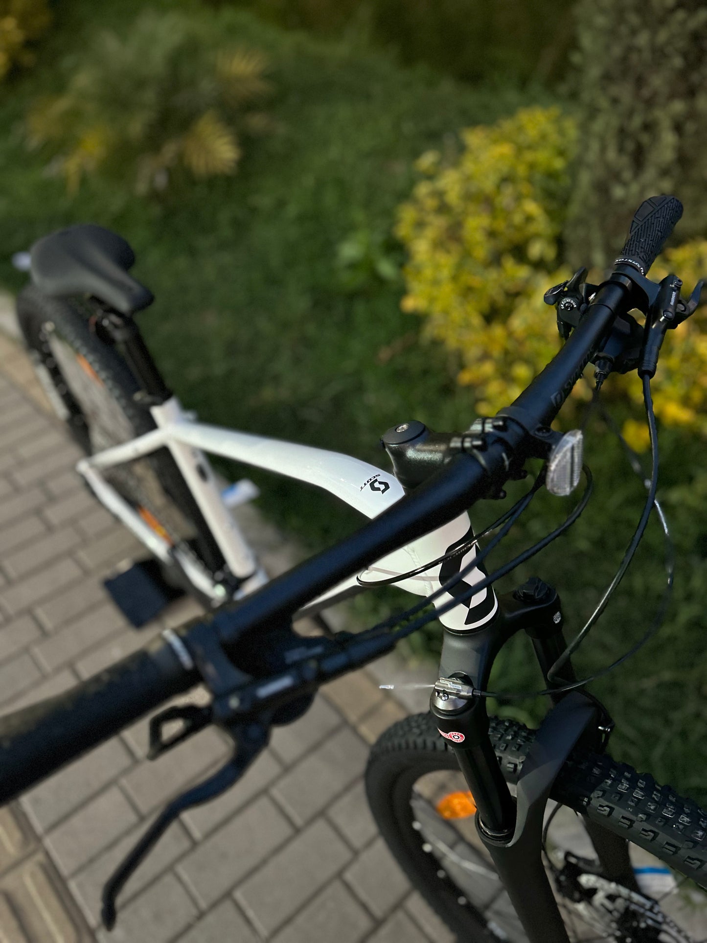 BICICLETA SCOTT ASPECT 930 2022 ALUMINIO 10 VEL