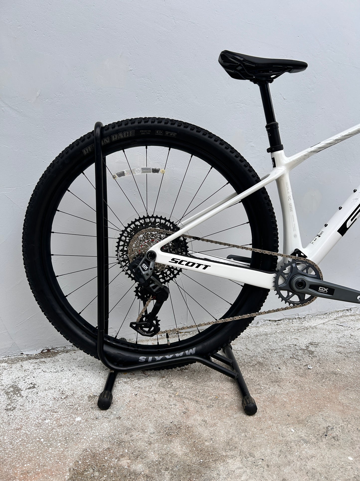 BICICLETA SCOTT SCALE RC TEAM ISSUE 2026