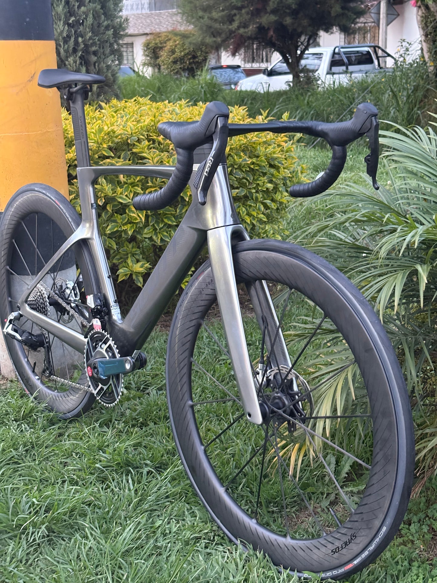 BICICLETA SCOTT FOIL RC ULTIMATE 2025