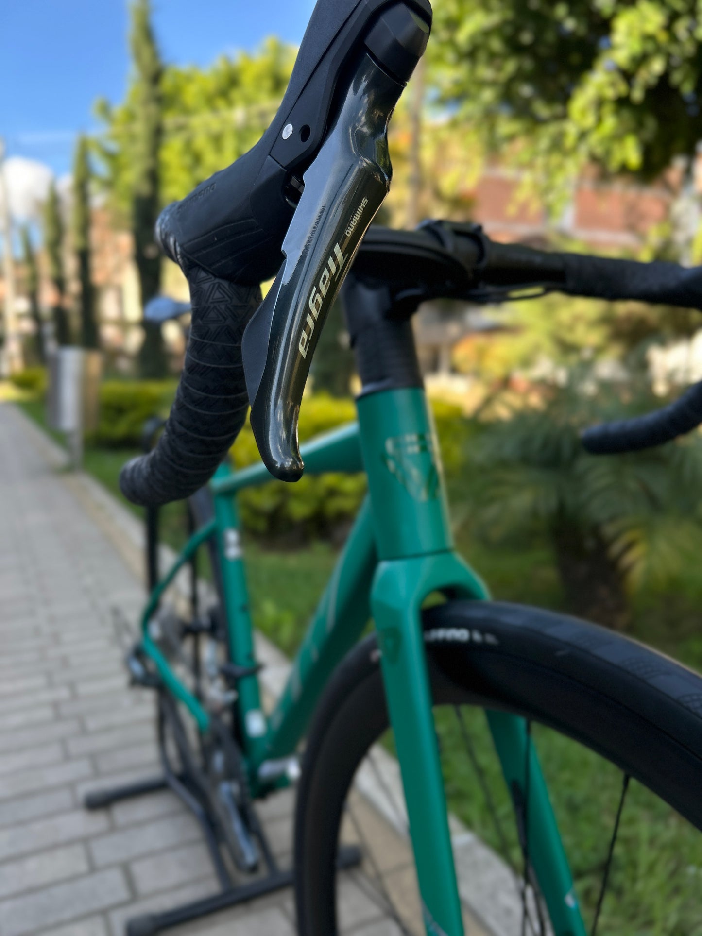 BICICLETA GW MORTIROLO RUTA 10 VEL