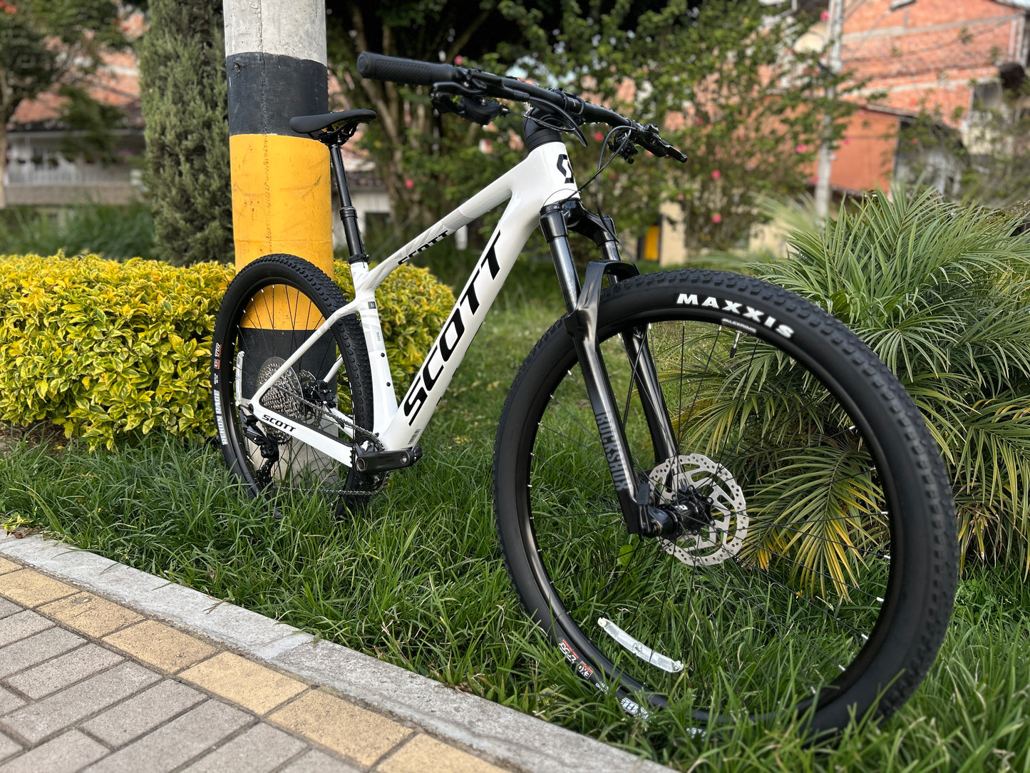 BICICLETA SCOTT SCALE 920 2026 CARBONO