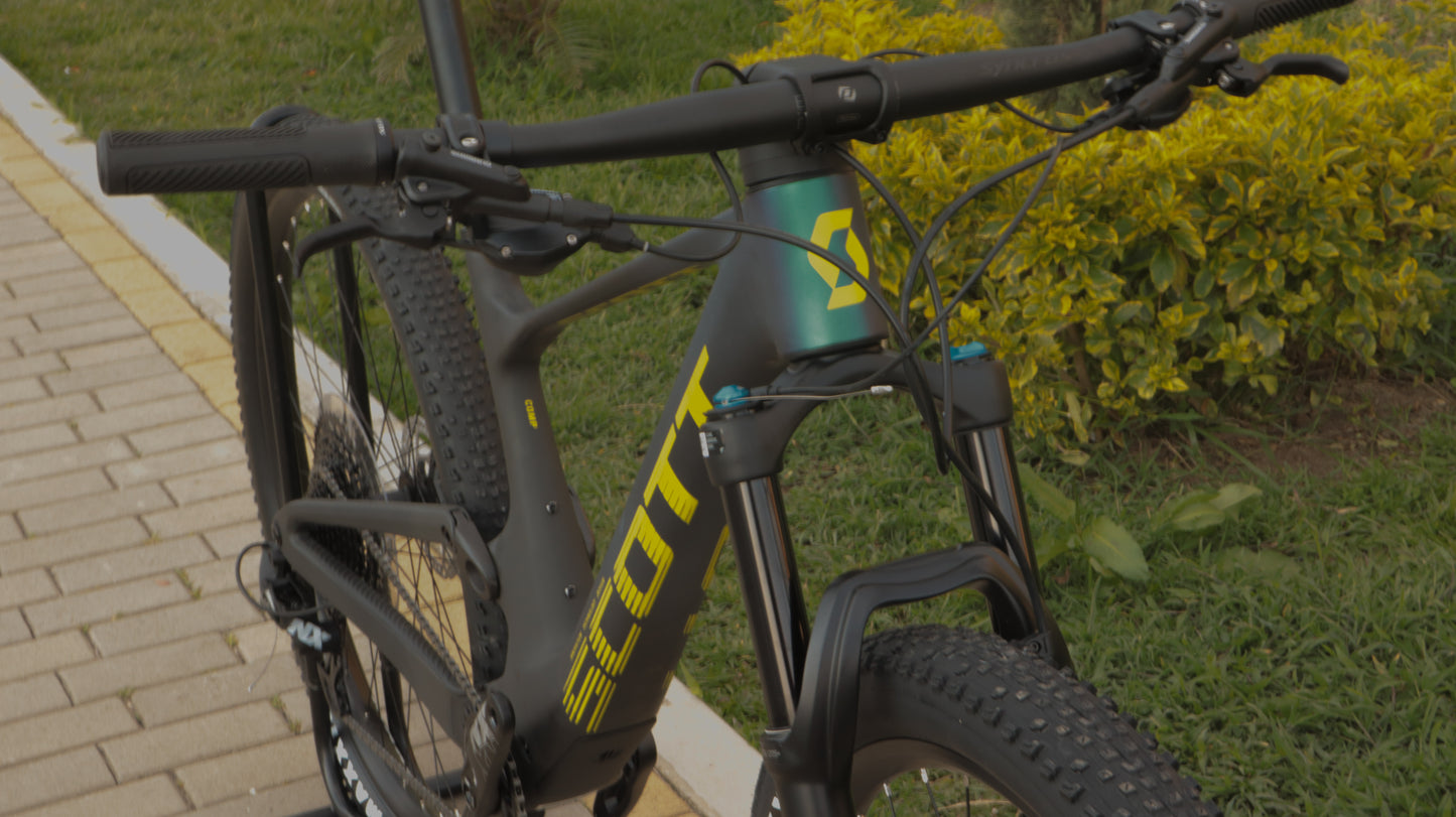 BICICLETA SCOTT SPARK RC COMP 2023 CARBONO