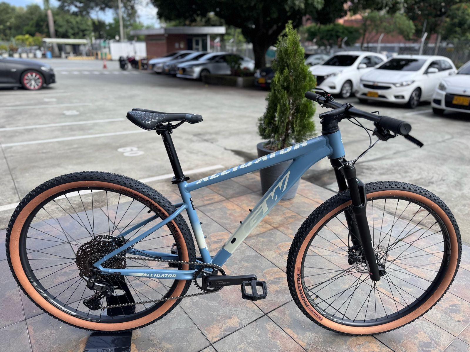 BICICLETA GW ALLIGATOR 2025