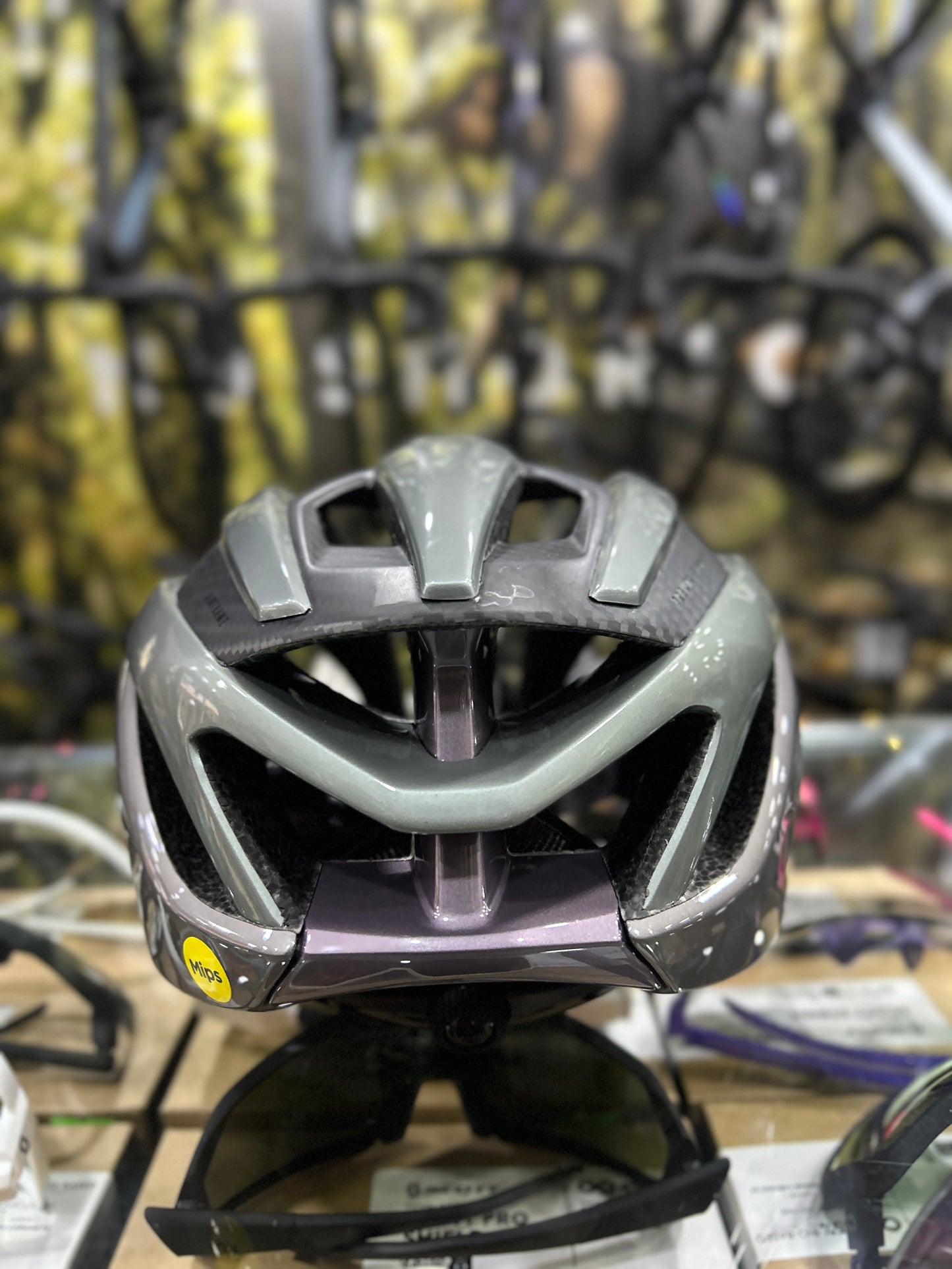 CASCO MET TRENTA 3K CARBON