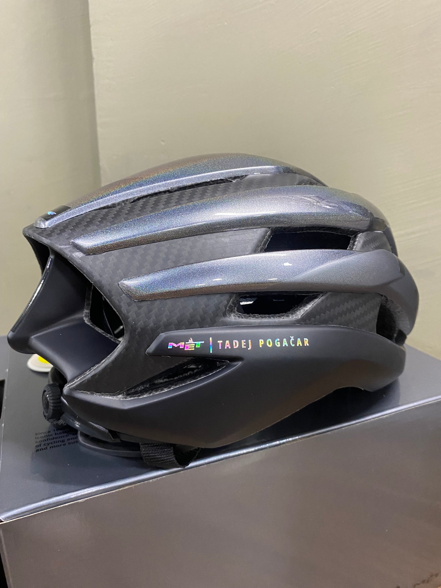 Casco Met Trenta 3K Carbon Edicion Tadej Pogacar