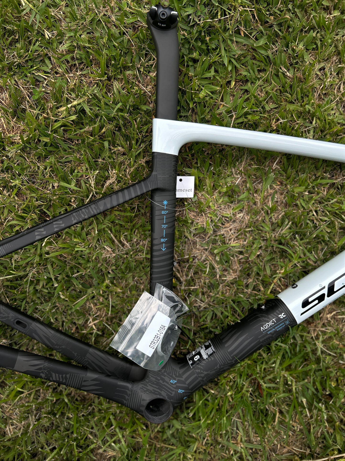 Kit Marco/Cuadro Ruta Scott Addict Rc Pro 2025/2026 Carbon HMX