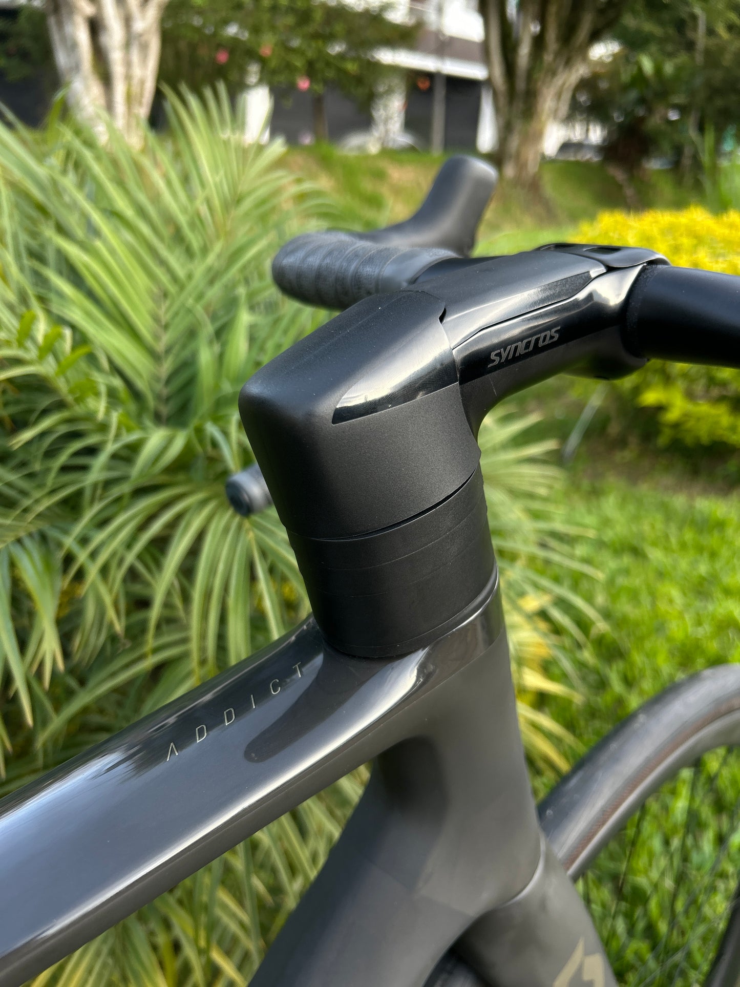 BICICLETA SCOTT ADDICT RC 15 DI2 2024 CARBON