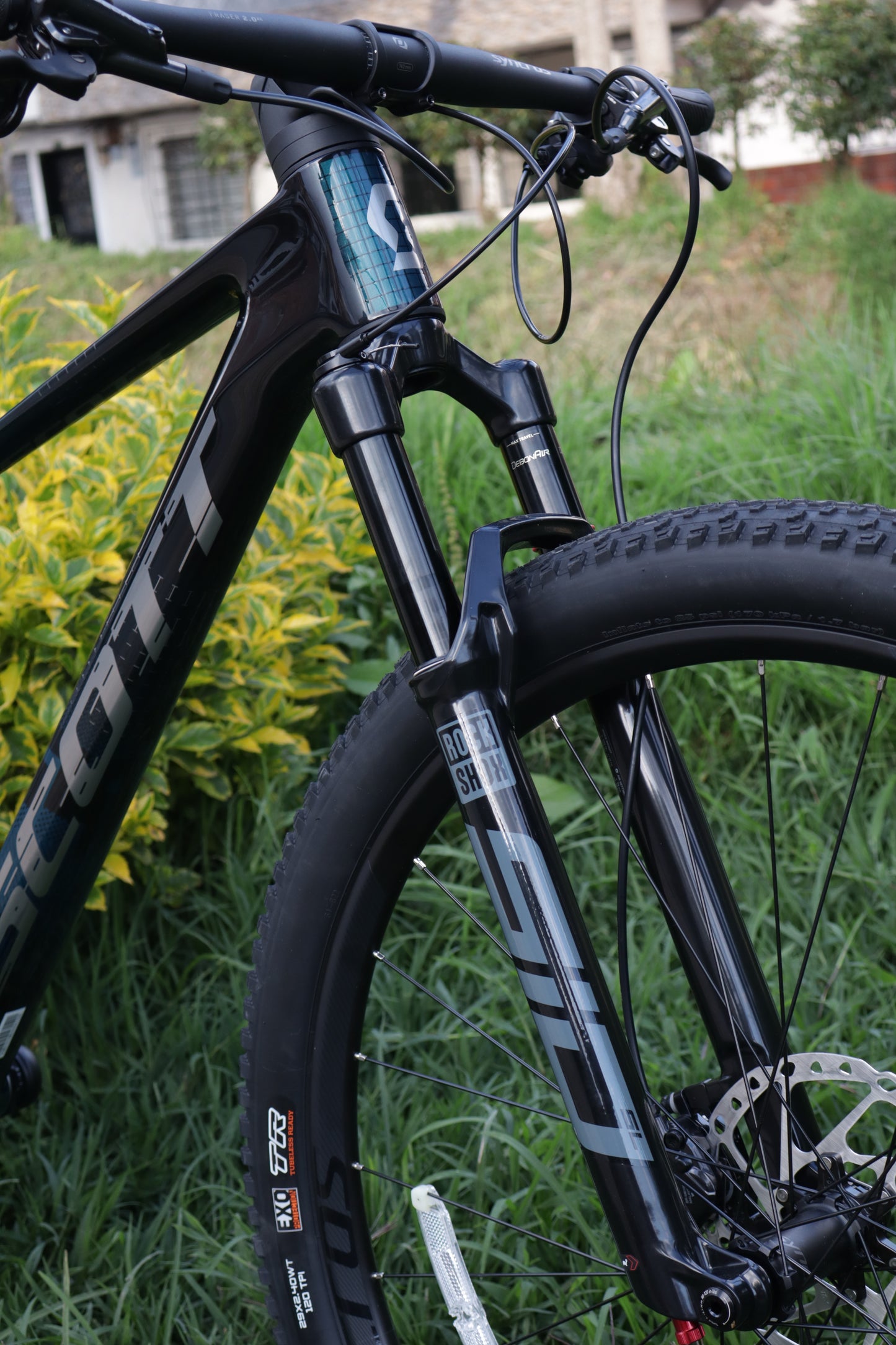 BICICLETA SCOTT SCALE RC TEAM 2025