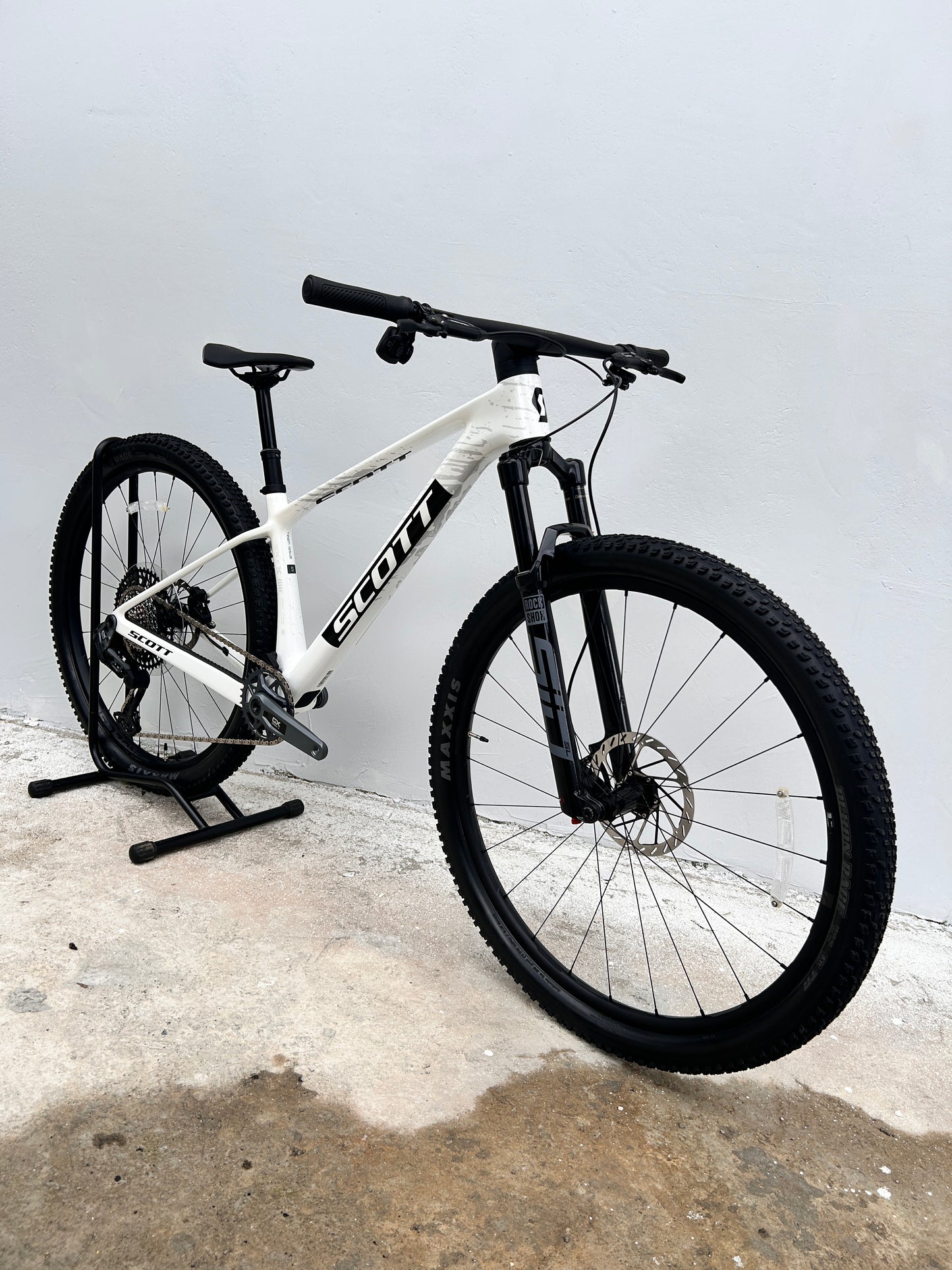 BICICLETA SCOTT SCALE RC TEAM ISSUE 2026