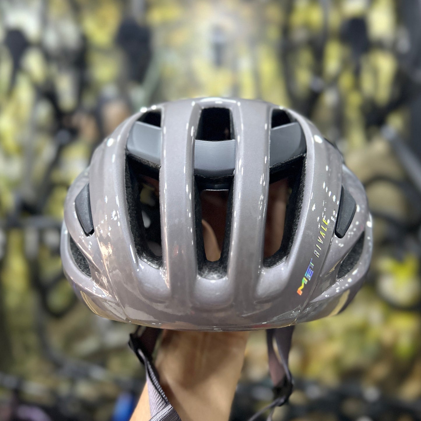 Casco Met Rivale Mips Opal Gray