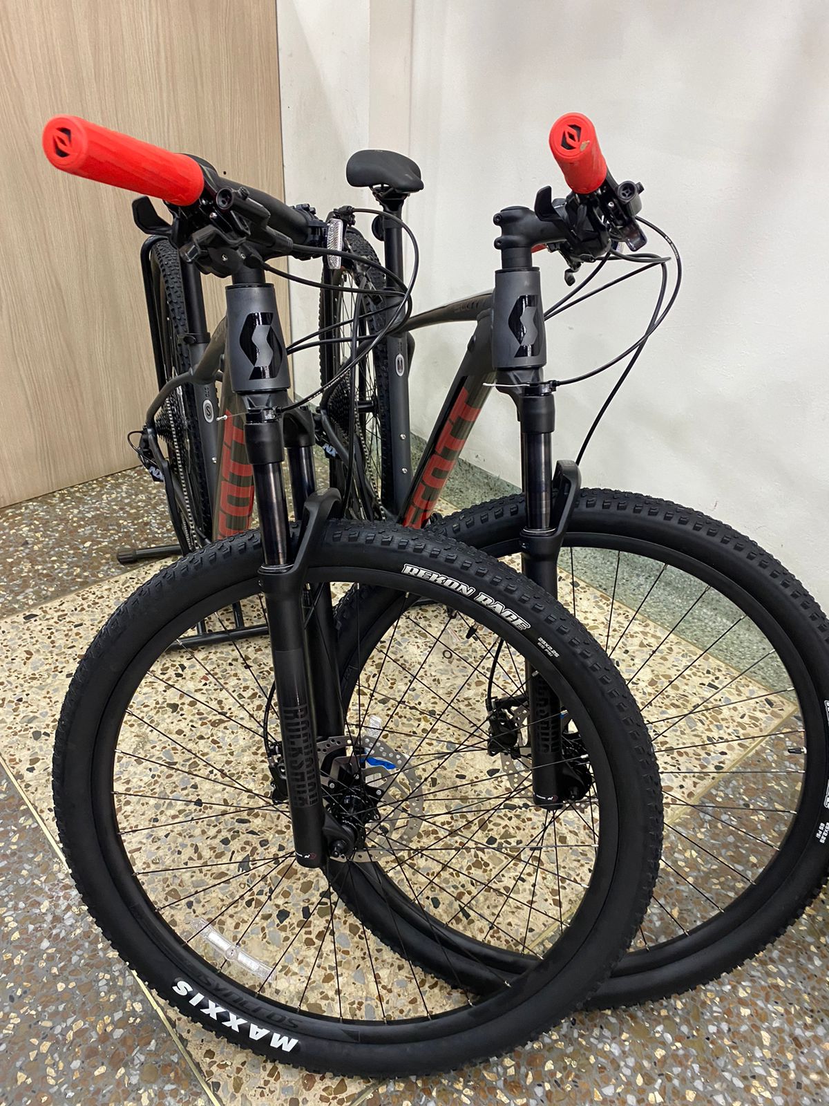 Bicicleta scott online aluminio