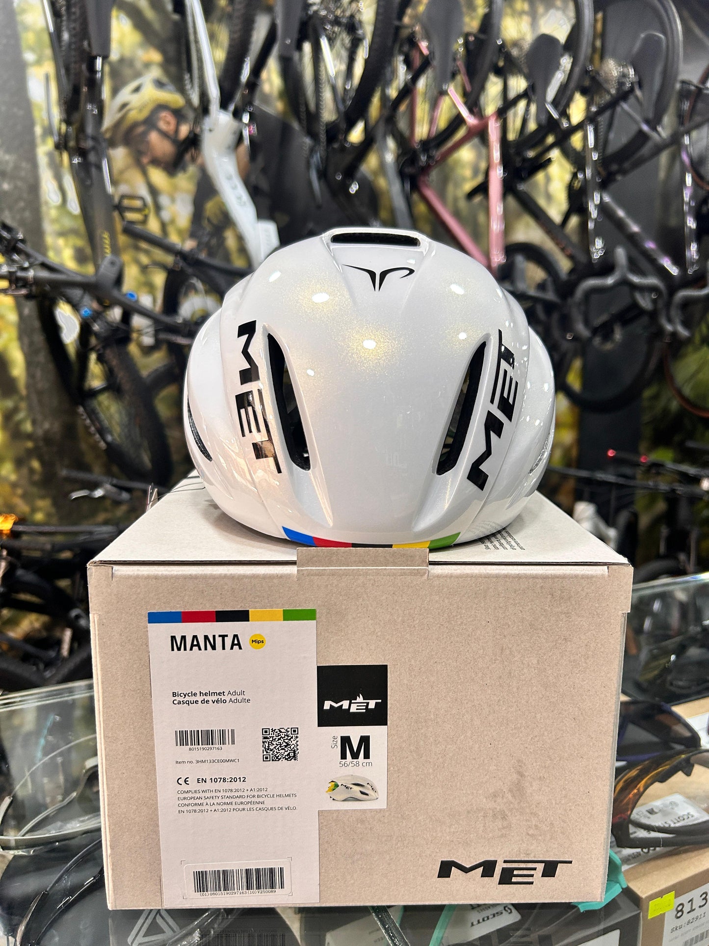 Casco Met Manta Mips Rainbow Edition 2025